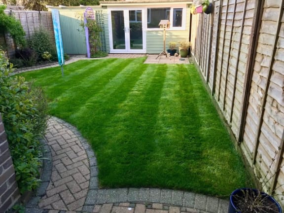 TURFING JOB garden turfing services in buckinghamshire